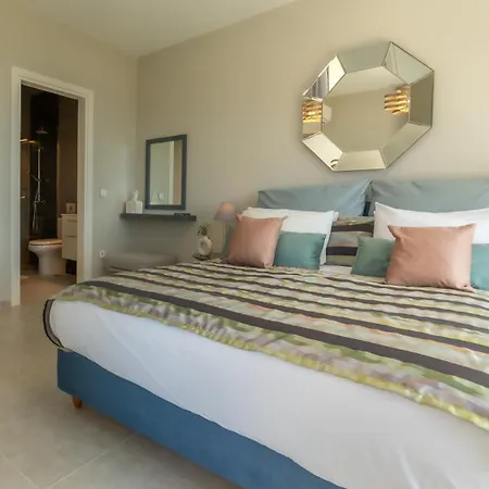 Chuscal On Kefalonia * Livathos (Kefalonia)